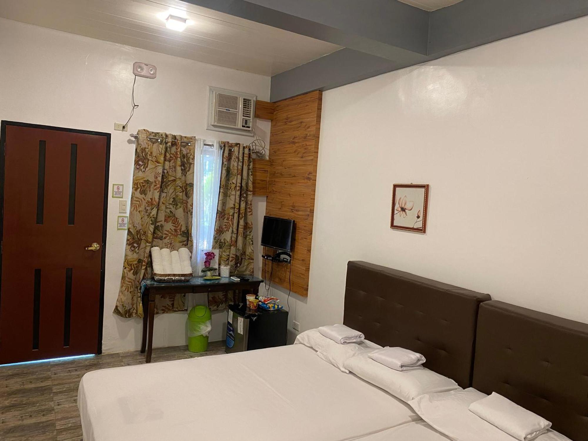 Floating Sanctuary Resort Powered By Cocotel Bulacan Oda fotoğraf